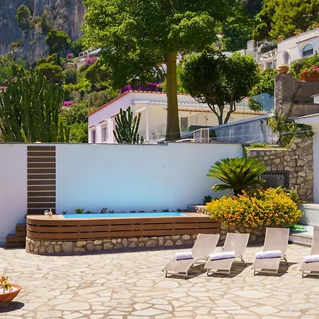 Villa La Baika By Myvillacollection Capri